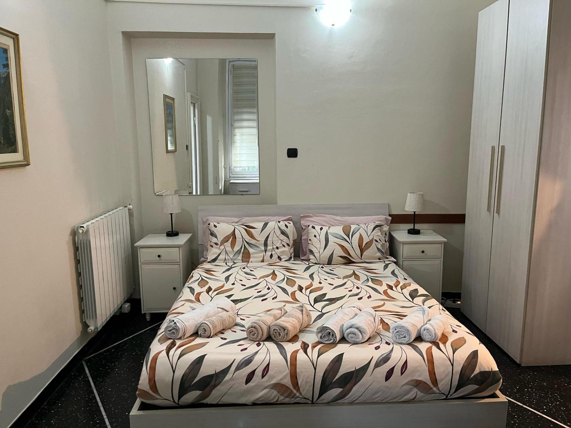 Appartamento Tolemaide Genua Buitenkant foto