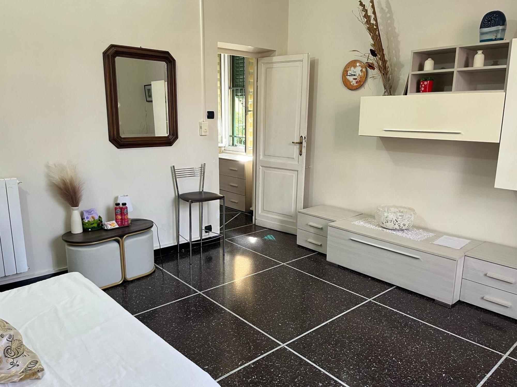 Appartamento Tolemaide Genua Buitenkant foto