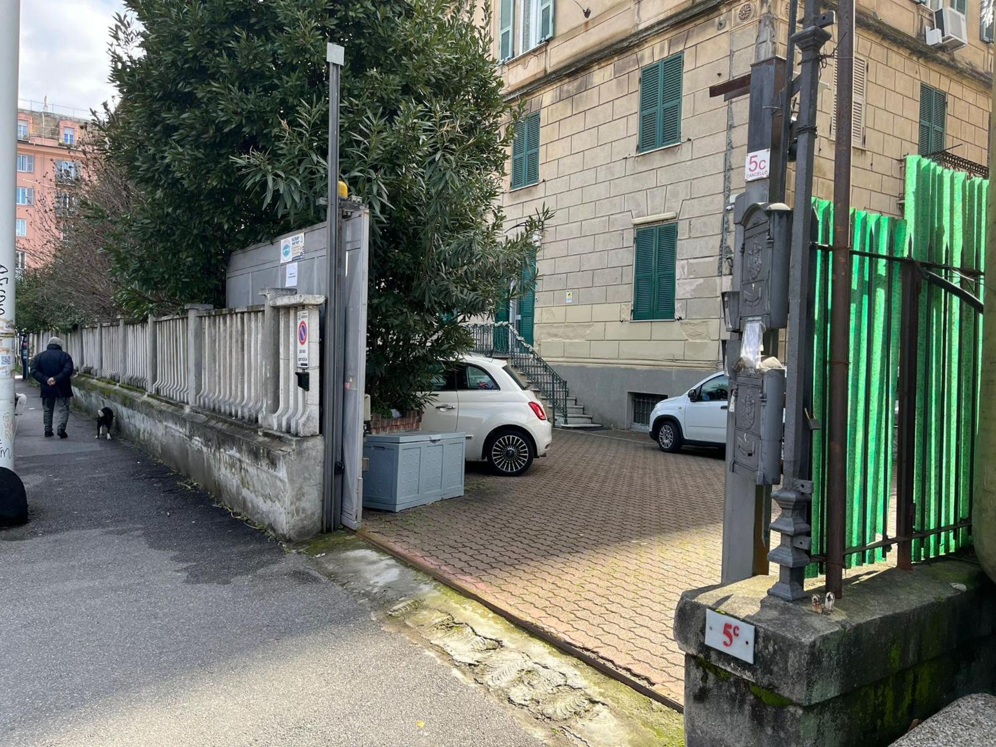 Appartamento Tolemaide Genua Buitenkant foto